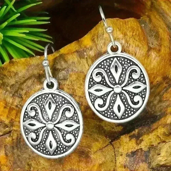 Jewelry - Antique Silver Stainless Steel Carved Pattern Dangle Earrings w/ Fish Hook Backs